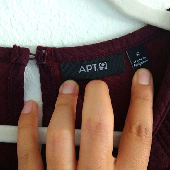 Fit and Flare Dress Burgundy size Small - Picture 4 of 6